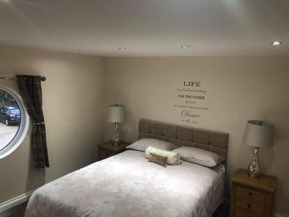 ريدهيل Worship Farm Accommodation المظهر الخارجي الصورة
